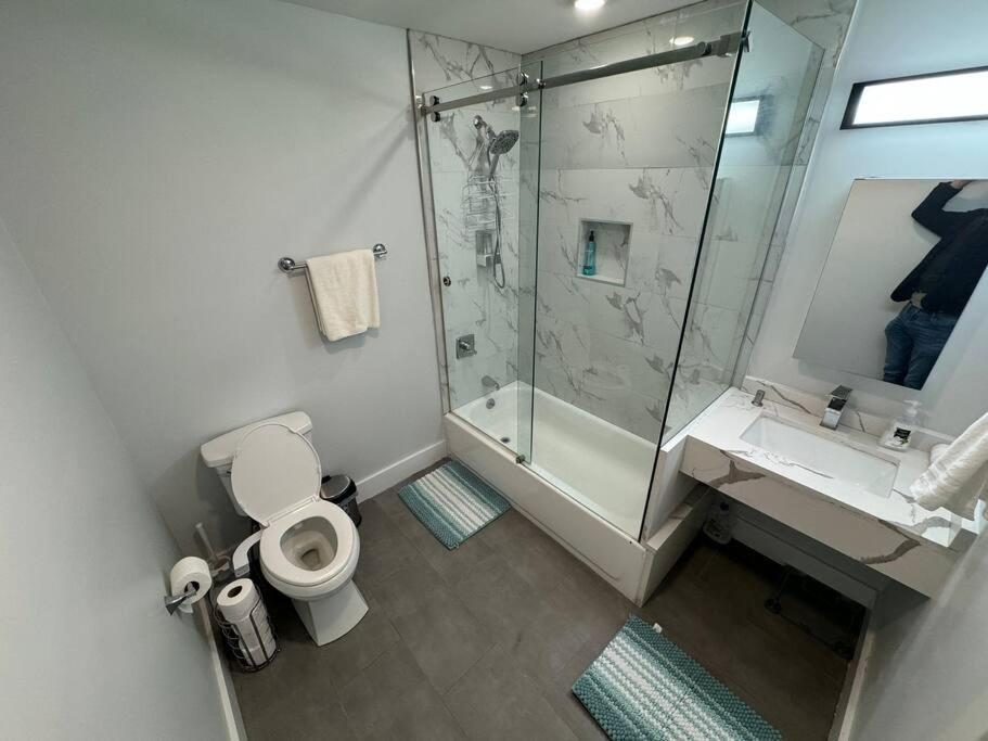 The Elegant Suite - 2Br With Great Amenities Paterson Esterno foto